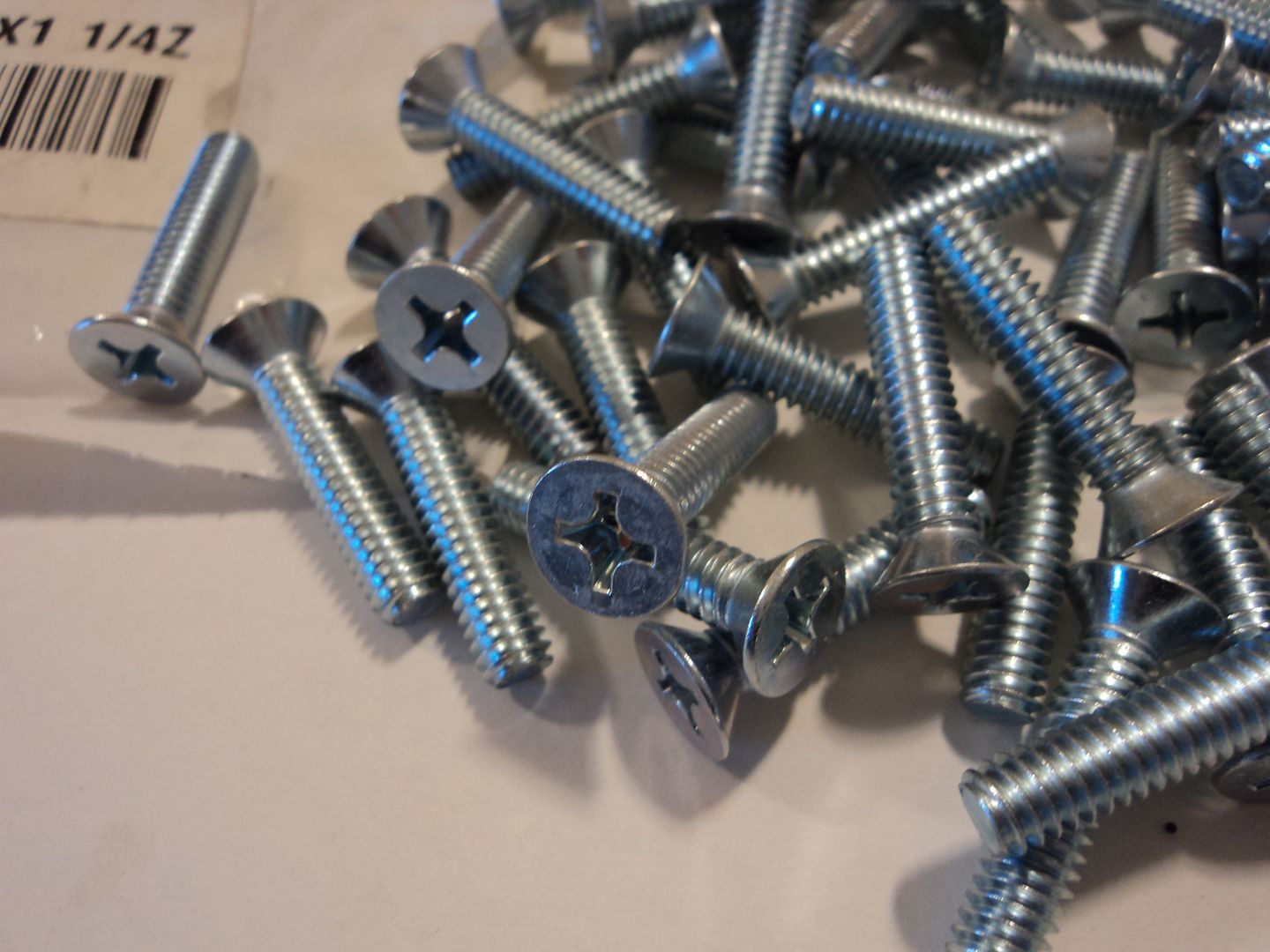 Fastenal Machine Screws 1/420 x 1 1/4in 57 Count Phillips Countersunk